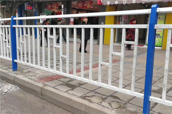 行唐人行道护栏